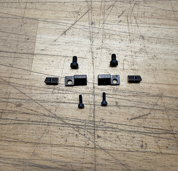 CNC Lateral adjustment of gearbox alignment