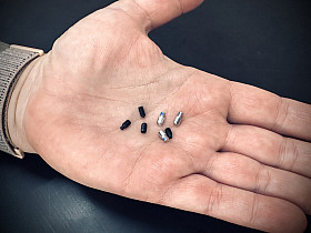 Set of screws for the AR15 barrel 3K-carbon